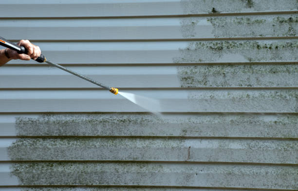 Best Factory Floor Cleaning  in Allouez, WI